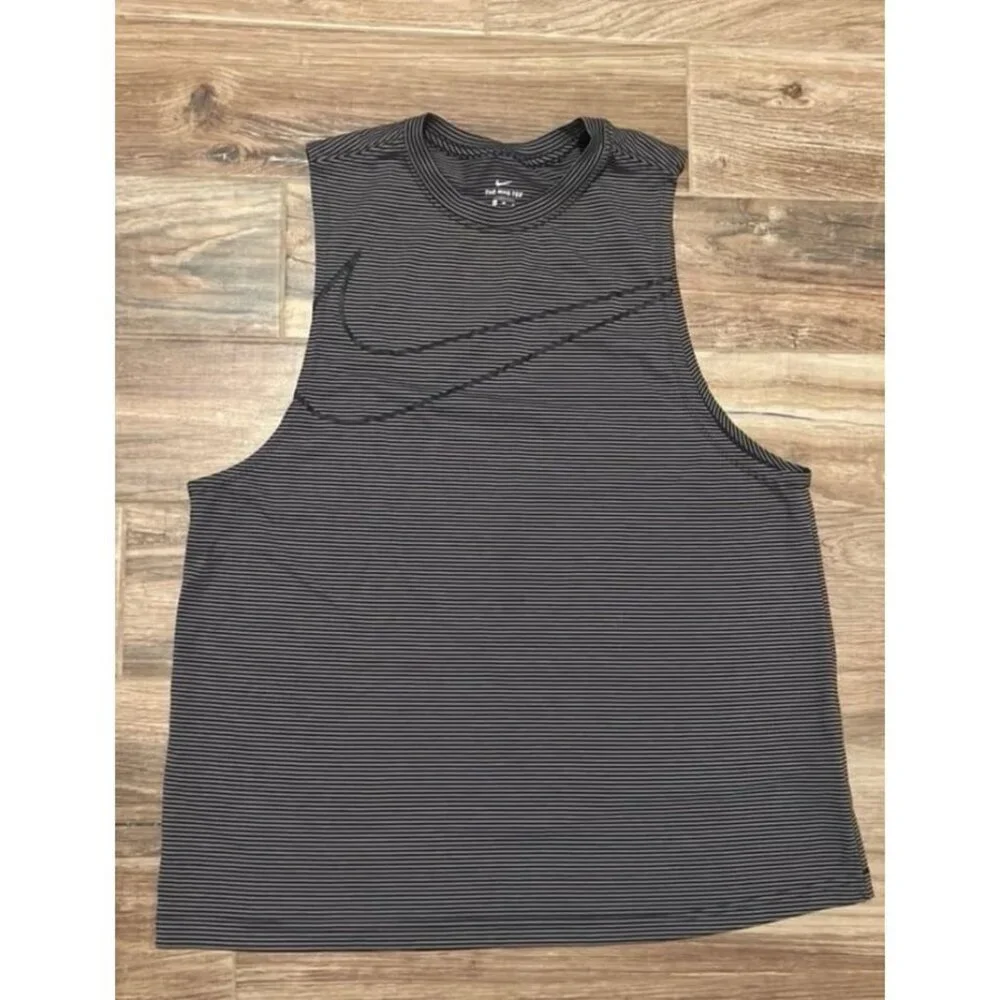 The Nike Tee Dri Fit